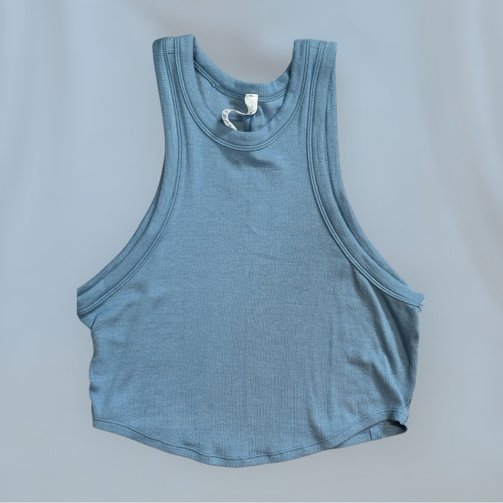 NWT Lululemon hold tight crop top